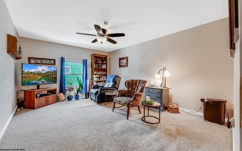 416 Cherry Street, Bridgeport, West Virginia 26330, 3 Bedrooms Bedrooms, 6 Rooms Rooms,1 BathroomBathrooms,Single Family Detached,For Sale,Cherry,10160187