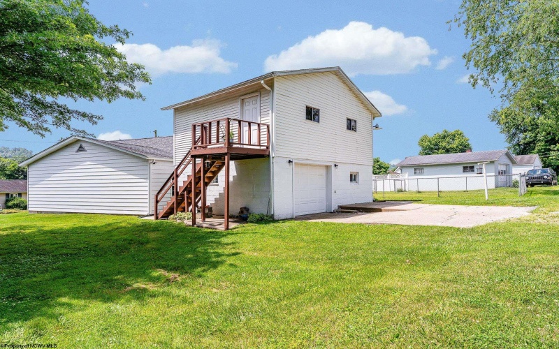 416 Cherry Street, Bridgeport, West Virginia 26330, 3 Bedrooms Bedrooms, 6 Rooms Rooms,1 BathroomBathrooms,Single Family Detached,For Sale,Cherry,10160187