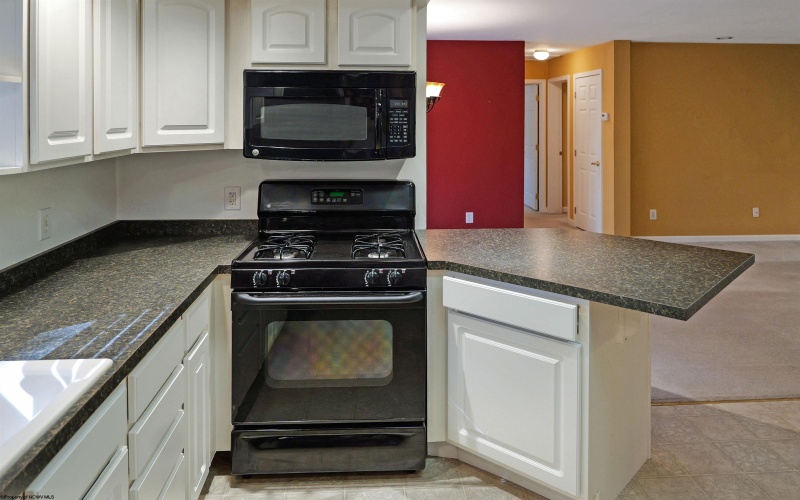 6 Sorrel Court, Terra Alta, West Virginia 26764, 3 Bedrooms Bedrooms, 9 Rooms Rooms,2 BathroomsBathrooms,Single Family Detached,For Sale,Sorrel,10160197