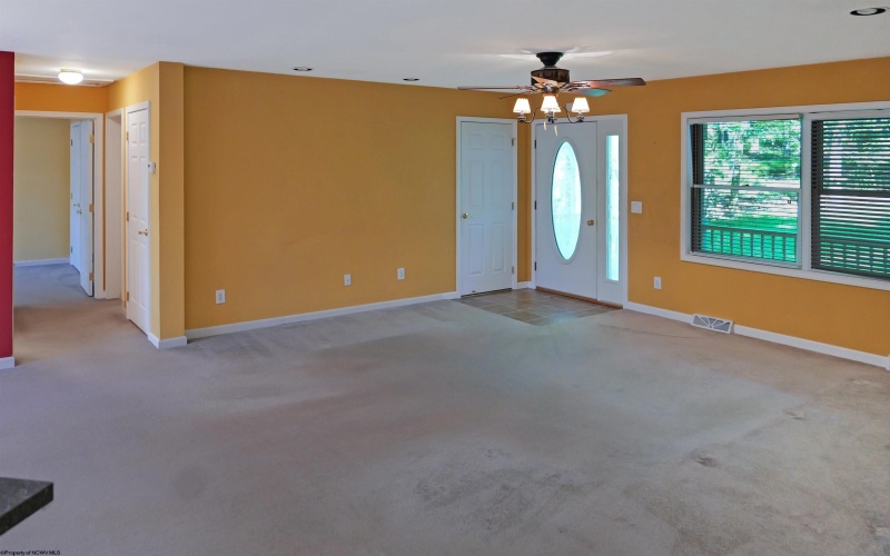 6 Sorrel Court, Terra Alta, West Virginia 26764, 3 Bedrooms Bedrooms, 9 Rooms Rooms,2 BathroomsBathrooms,Single Family Detached,For Sale,Sorrel,10160197