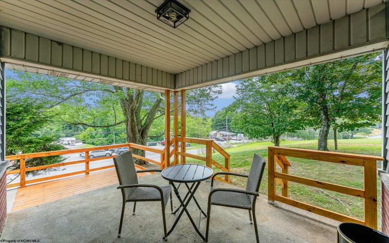 3277 Fairmont Avenue, Fairmont, West Virginia 26554, 4 Bedrooms Bedrooms, 10 Rooms Rooms,2 BathroomsBathrooms,Single Family Detached,For Sale,Fairmont,10160192
