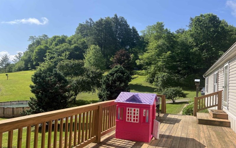 1087 Maple Spring Highway, Eglon, West Virginia 26716, 3 Bedrooms Bedrooms, 8 Rooms Rooms,2 BathroomsBathrooms,Single Family Detached,For Sale,Maple Spring,10160186