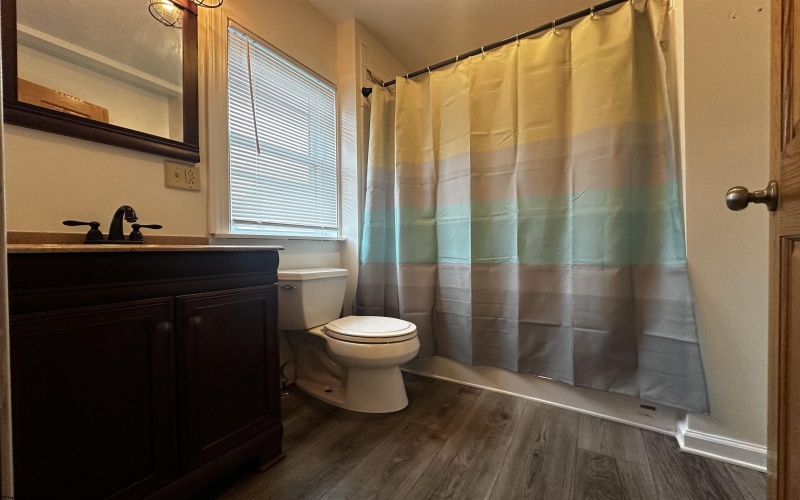 1218 18 Street, Clarksburg, West Virginia 26301, 1 Bedroom Bedrooms, 5 Rooms Rooms,1 BathroomBathrooms,Single Family Detached,For Sale,18,10160195