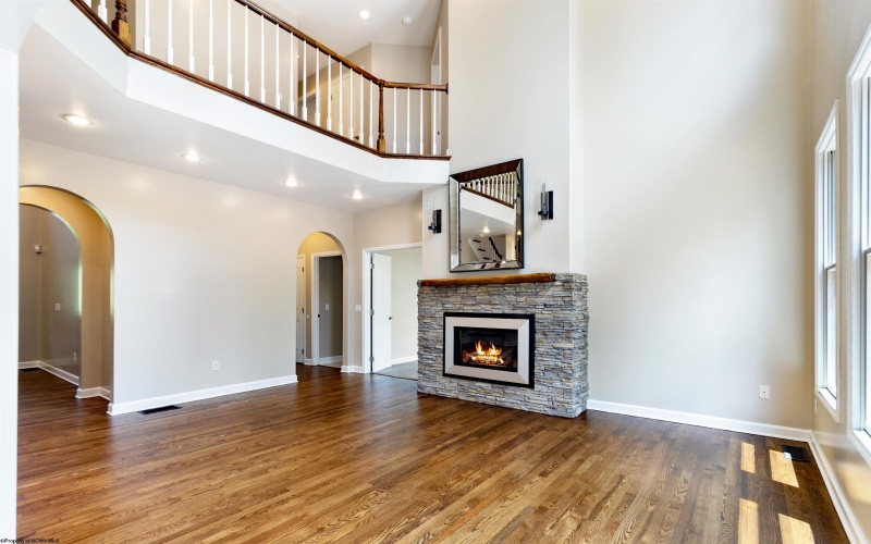 4021 Greystone Drive, Morgantown, West Virginia 26508, 5 Bedrooms Bedrooms, 11 Rooms Rooms,4 BathroomsBathrooms,Single Family Detached,For Sale,Greystone,10160204
