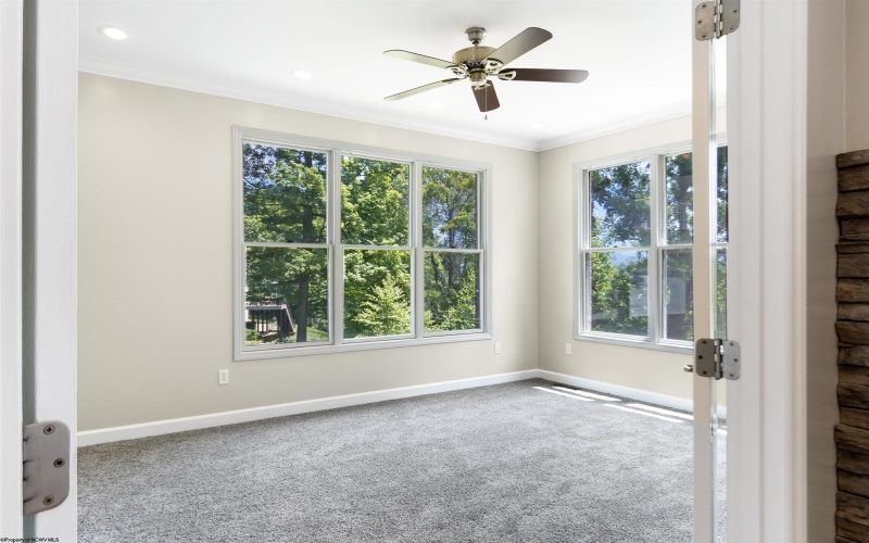 4021 Greystone Drive, Morgantown, West Virginia 26508, 5 Bedrooms Bedrooms, 11 Rooms Rooms,4 BathroomsBathrooms,Single Family Detached,For Sale,Greystone,10160204
