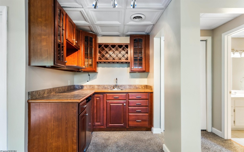 4021 Greystone Drive, Morgantown, West Virginia 26508, 5 Bedrooms Bedrooms, 11 Rooms Rooms,4 BathroomsBathrooms,Single Family Detached,For Sale,Greystone,10160204