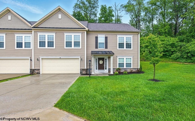 89 Bedford Court, Bridgeport, West Virginia 26330, 4 Bedrooms Bedrooms, 8 Rooms Rooms,3 BathroomsBathrooms,Single Family Attached,For Sale,Bedford,10160205