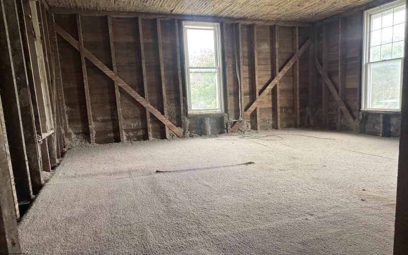 417 Main Street, Fairview, West Virginia 26570, 3 Bedrooms Bedrooms, 8 Rooms Rooms,1 BathroomBathrooms,Single Family Detached,For Sale,Main,10160202