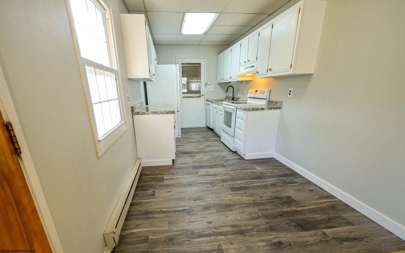 1259 Bellaire Street, Fairmont, West Virginia 26554, 3 Bedrooms Bedrooms, 6 Rooms Rooms,1 BathroomBathrooms,Single Family Detached,For Sale,Bellaire,10160219