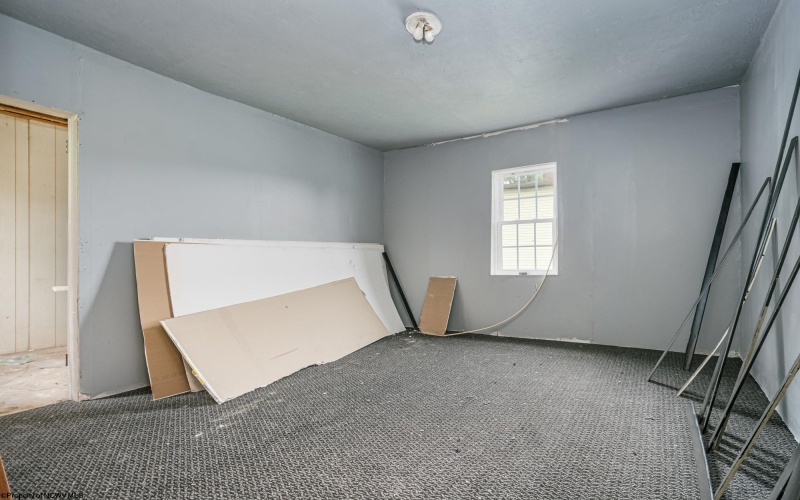 310 Chicago Street, Fairmont, West Virginia 26554, 3 Bedrooms Bedrooms, 6 Rooms Rooms,2 BathroomsBathrooms,Single Family Detached,For Sale,Chicago,10160217