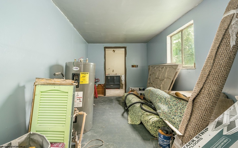 310 Chicago Street, Fairmont, West Virginia 26554, 3 Bedrooms Bedrooms, 6 Rooms Rooms,2 BathroomsBathrooms,Single Family Detached,For Sale,Chicago,10160217