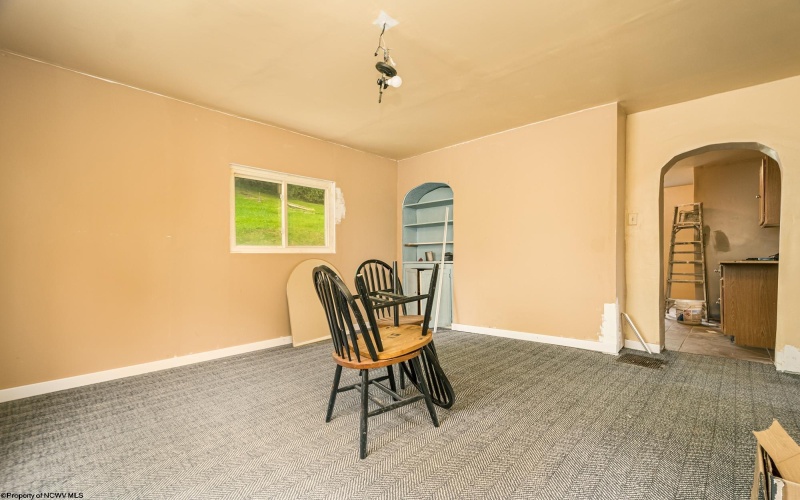 310 Chicago Street, Fairmont, West Virginia 26554, 3 Bedrooms Bedrooms, 6 Rooms Rooms,2 BathroomsBathrooms,Single Family Detached,For Sale,Chicago,10160217