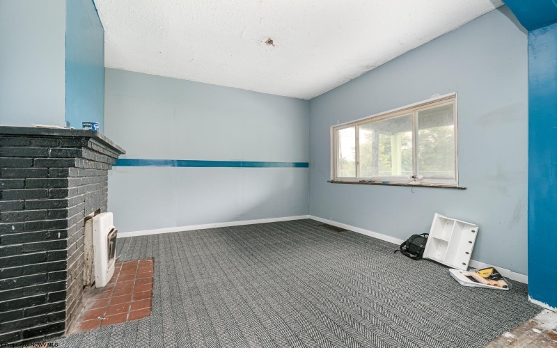 310 Chicago Street, Fairmont, West Virginia 26554, 3 Bedrooms Bedrooms, 6 Rooms Rooms,2 BathroomsBathrooms,Single Family Detached,For Sale,Chicago,10160217