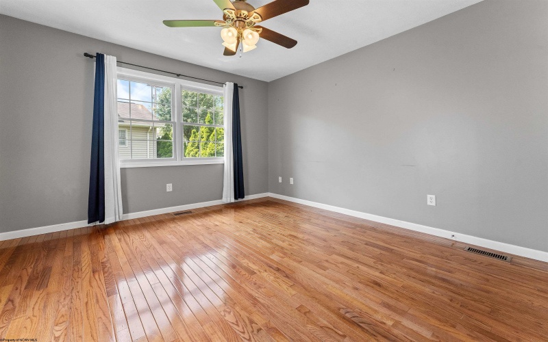 102 Meadowridge Drive, Morgantown, West Virginia 26505, 4 Bedrooms Bedrooms, 8 Rooms Rooms,3 BathroomsBathrooms,Residential Rentals,For Rent,Meadowridge,10160209