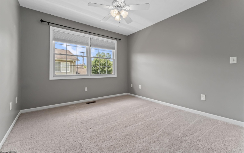 102 Meadowridge Drive, Morgantown, West Virginia 26505, 4 Bedrooms Bedrooms, 8 Rooms Rooms,3 BathroomsBathrooms,Residential Rentals,For Rent,Meadowridge,10160209