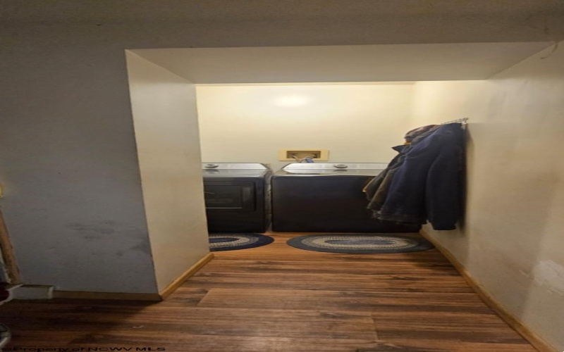 242 Main Street, Worthington, West Virginia 26591, 4 Bedrooms Bedrooms, 8 Rooms Rooms,2 BathroomsBathrooms,Single Family Detached,For Sale,Main,10160208