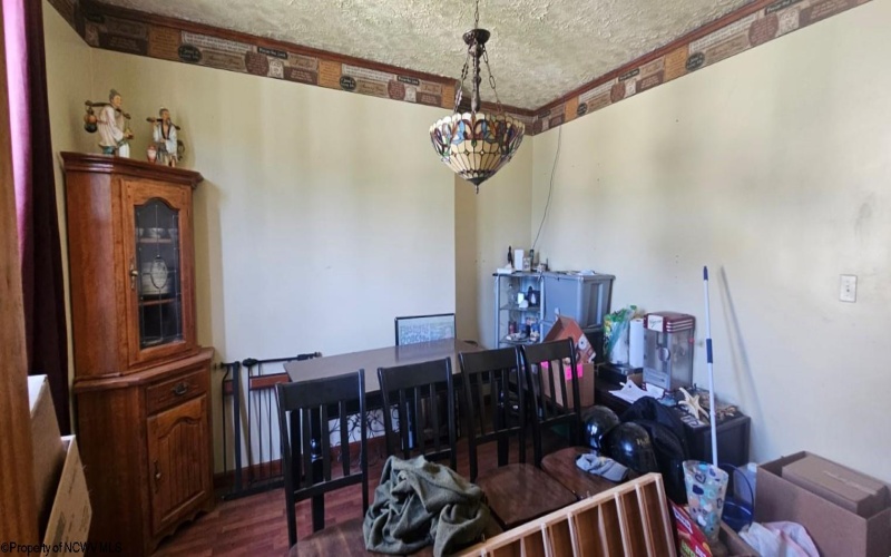 242 Main Street, Worthington, West Virginia 26591, 4 Bedrooms Bedrooms, 8 Rooms Rooms,2 BathroomsBathrooms,Single Family Detached,For Sale,Main,10160208