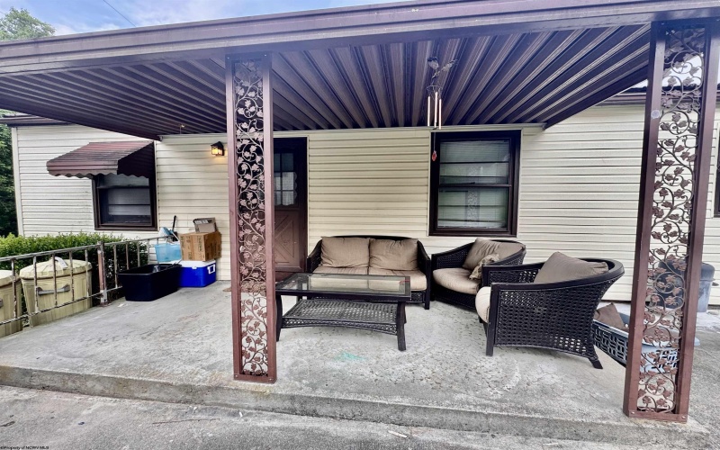 1414 HOOD Street, Fairmont, West Virginia 26554, 3 Bedrooms Bedrooms, 5 Rooms Rooms,1 BathroomBathrooms,Single Family Detached,For Sale,HOOD,10160207