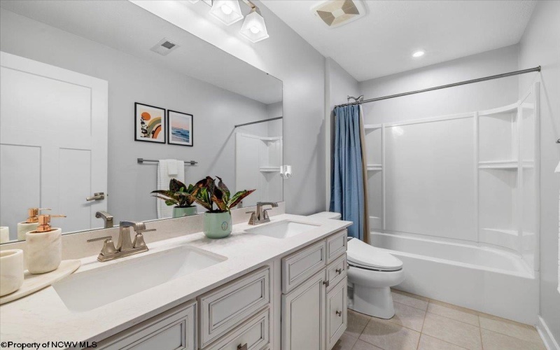 245 Falling Water Lane, Morgantown, West Virginia 26508, 5 Bedrooms Bedrooms, 9 Rooms Rooms,3 BathroomsBathrooms,Single Family Detached,For Sale,Falling Water,10160206