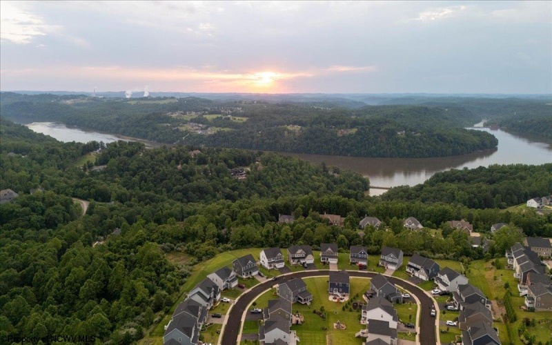 245 Falling Water Lane, Morgantown, West Virginia 26508, 5 Bedrooms Bedrooms, 9 Rooms Rooms,3 BathroomsBathrooms,Single Family Detached,For Sale,Falling Water,10160206