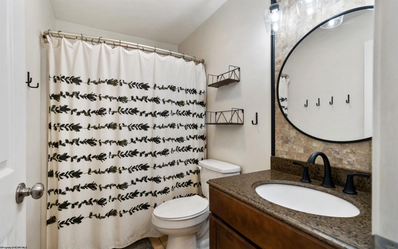206 Angel Falls Way, Morgantown, West Virginia 26508, 4 Bedrooms Bedrooms, 10 Rooms Rooms,3 BathroomsBathrooms,Single Family Detached,For Sale,Angel Falls,10160214