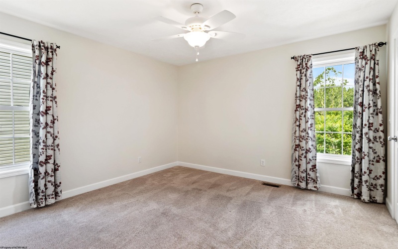 206 Angel Falls Way, Morgantown, West Virginia 26508, 4 Bedrooms Bedrooms, 10 Rooms Rooms,3 BathroomsBathrooms,Single Family Detached,For Sale,Angel Falls,10160214