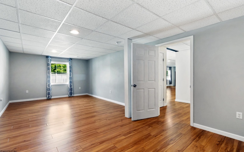 206 Angel Falls Way, Morgantown, West Virginia 26508, 4 Bedrooms Bedrooms, 10 Rooms Rooms,3 BathroomsBathrooms,Single Family Detached,For Sale,Angel Falls,10160214