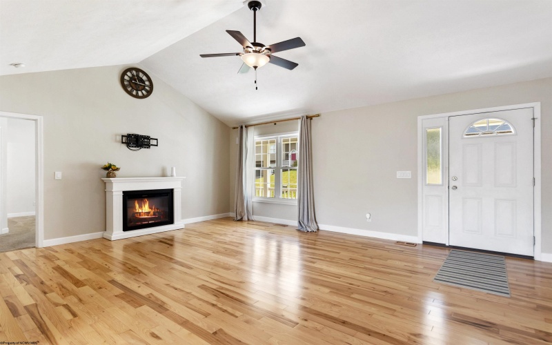 206 Angel Falls Way, Morgantown, West Virginia 26508, 4 Bedrooms Bedrooms, 10 Rooms Rooms,3 BathroomsBathrooms,Single Family Detached,For Sale,Angel Falls,10160214