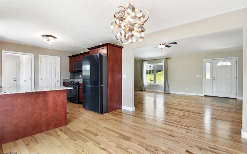 206 Angel Falls Way, Morgantown, West Virginia 26508, 4 Bedrooms Bedrooms, 10 Rooms Rooms,3 BathroomsBathrooms,Single Family Detached,For Sale,Angel Falls,10160214