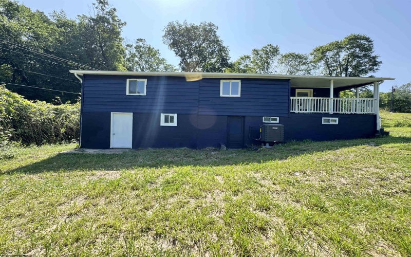 209 Norway Loop, Fairmont, West Virginia 26554, 3 Bedrooms Bedrooms, 7 Rooms Rooms,2 BathroomsBathrooms,Single Family Detached,For Sale,Norway,10160243