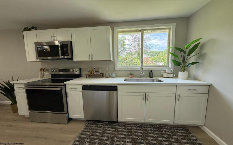 209 Norway Loop, Fairmont, West Virginia 26554, 3 Bedrooms Bedrooms, 7 Rooms Rooms,2 BathroomsBathrooms,Single Family Detached,For Sale,Norway,10160243