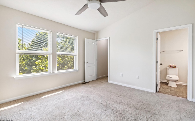 305 Kingsbury Court, White Hall, West Virginia 26554, 3 Bedrooms Bedrooms, 9 Rooms Rooms,3 BathroomsBathrooms,Single Family Attached,For Sale,Kingsbury,10160228