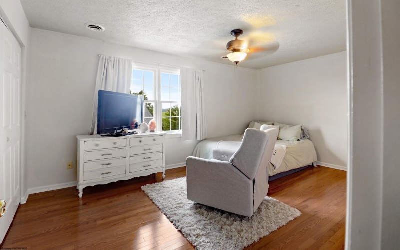 101 Stilwell Drive, Morgantown, West Virginia 26505, 3 Bedrooms Bedrooms, 6 Rooms Rooms,2 BathroomsBathrooms,Single Family Attached,For Sale,Stilwell,10160233