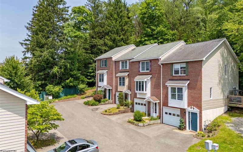 101 Stilwell Drive, Morgantown, West Virginia 26505, 3 Bedrooms Bedrooms, 6 Rooms Rooms,2 BathroomsBathrooms,Single Family Attached,For Sale,Stilwell,10160233
