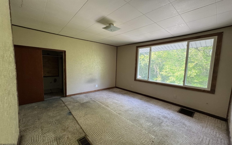 113 Buckhannon Avenue, Clarksburg, West Virginia 26301-3130, 2 Bedrooms Bedrooms, 4 Rooms Rooms,2 BathroomsBathrooms,Single Family Detached,For Sale,Buckhannon,10160222