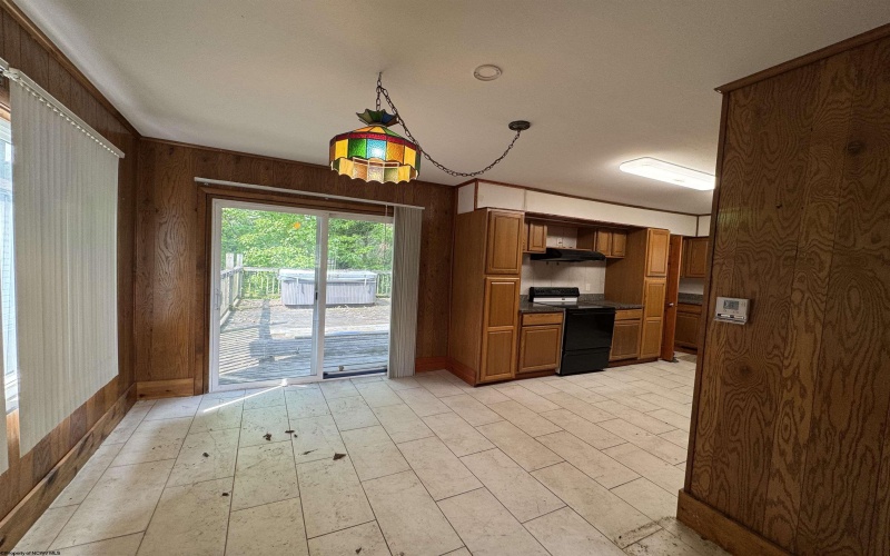 113 Buckhannon Avenue, Clarksburg, West Virginia 26301-3130, 2 Bedrooms Bedrooms, 4 Rooms Rooms,2 BathroomsBathrooms,Single Family Detached,For Sale,Buckhannon,10160222