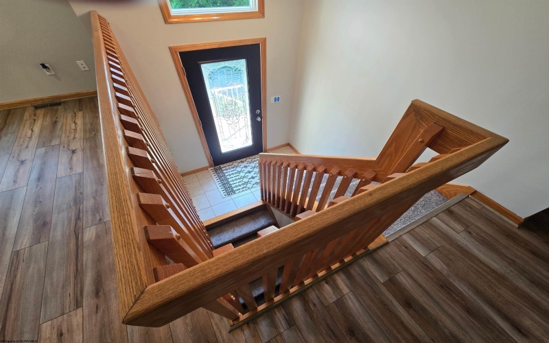 118 June Lane, Morgantown, West Virginia 26508, 3 Bedrooms Bedrooms, 6 Rooms Rooms,2 BathroomsBathrooms,Single Family Detached,For Sale,June,10160221