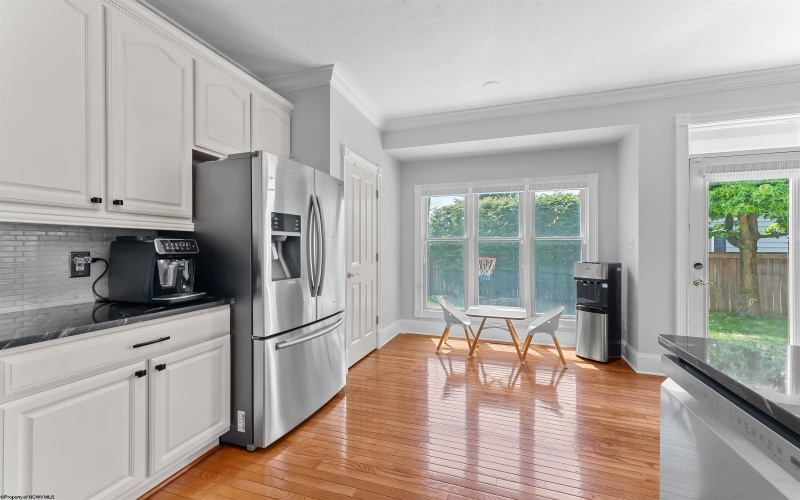 901 Suncrest Place, Morgantown, West Virginia 26505, 5 Bedrooms Bedrooms, 11 Rooms Rooms,3 BathroomsBathrooms,Single Family Detached,For Sale,Suncrest,10160231