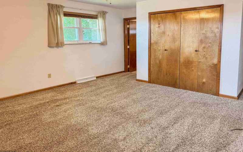 1812 Martha Avenue, Fairmont, West Virginia 26554, 3 Bedrooms Bedrooms, 6 Rooms Rooms,3 BathroomsBathrooms,Single Family Detached,For Sale,Martha,10160235