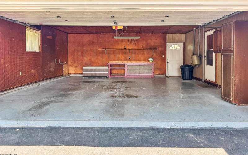 1812 Martha Avenue, Fairmont, West Virginia 26554, 3 Bedrooms Bedrooms, 6 Rooms Rooms,3 BathroomsBathrooms,Single Family Detached,For Sale,Martha,10160235