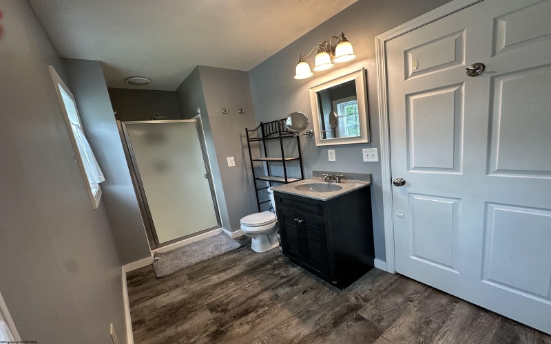 347 Bradley Court, Fairmont, West Virginia 26554, 2 Bedrooms Bedrooms, 5 Rooms Rooms,1 BathroomBathrooms,Single Family Detached,For Sale,Bradley,10160238