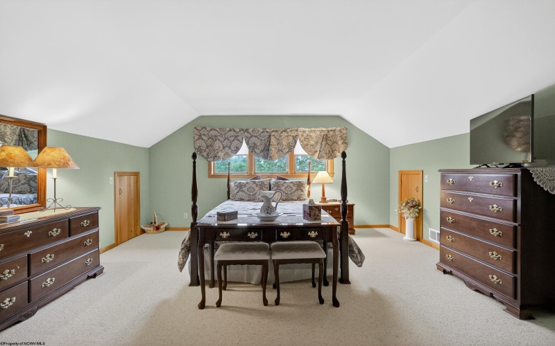 201 Westridge Drive, Elkins, West Virginia 26241, 4 Bedrooms Bedrooms, 11 Rooms Rooms,4 BathroomsBathrooms,Single Family Detached,For Sale,Westridge,10160237