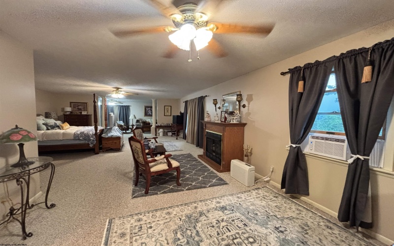 381 Midway Road, Belington, West Virginia 26250, 4 Bedrooms Bedrooms, 12 Rooms Rooms,3 BathroomsBathrooms,Single Family Detached,For Sale,Midway,10160229