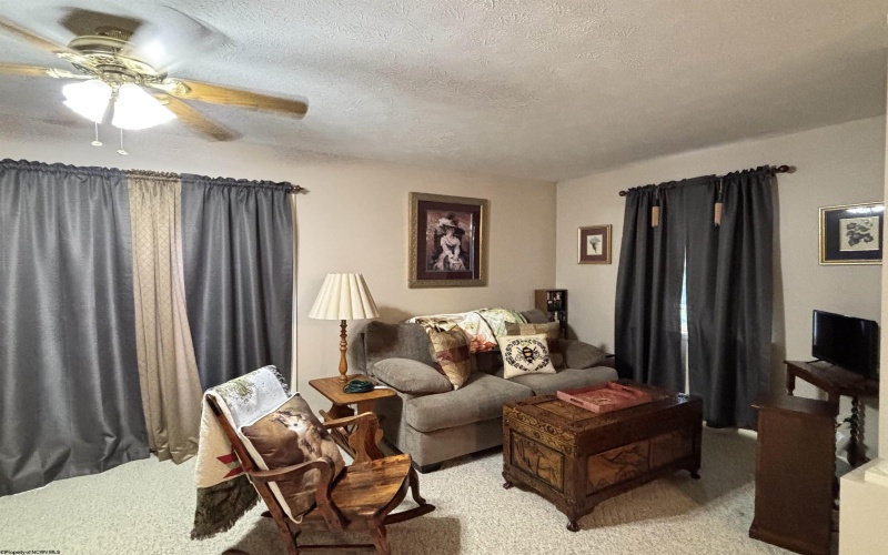 381 Midway Road, Belington, West Virginia 26250, 4 Bedrooms Bedrooms, 12 Rooms Rooms,3 BathroomsBathrooms,Single Family Detached,For Sale,Midway,10160229