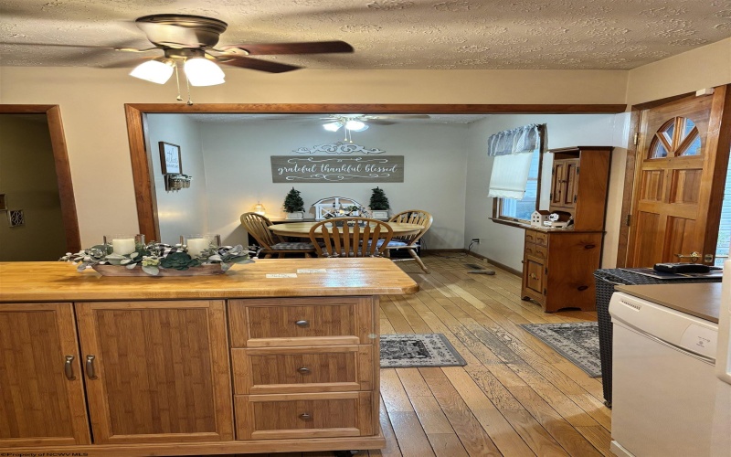 381 Midway Road, Belington, West Virginia 26250, 4 Bedrooms Bedrooms, 12 Rooms Rooms,3 BathroomsBathrooms,Single Family Detached,For Sale,Midway,10160229