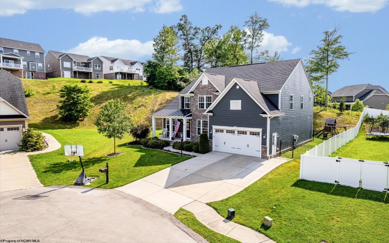 101 Channel Path, Morgantown, West Virginia 26508, 5 Bedrooms Bedrooms, 11 Rooms Rooms,4 BathroomsBathrooms,Single Family Detached,For Sale,Channel,10160236