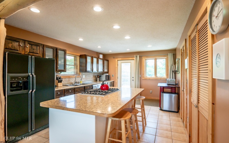 76 Pointy Knob Road, Davis, West Virginia 26260, 3 Bedrooms Bedrooms, 6 Rooms Rooms,3 BathroomsBathrooms,Single Family Detached,For Sale,Pointy Knob,10160246