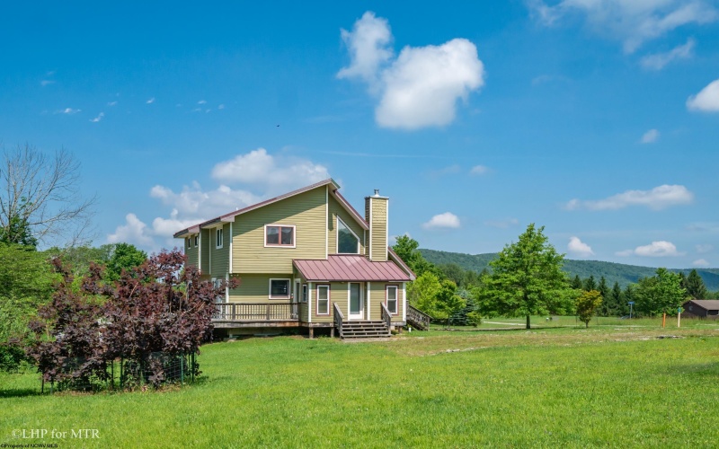 76 Pointy Knob Road, Davis, West Virginia 26260, 3 Bedrooms Bedrooms, 6 Rooms Rooms,3 BathroomsBathrooms,Single Family Detached,For Sale,Pointy Knob,10160246