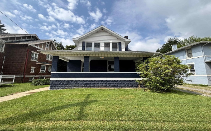 241 Walnut Street, Philippi, West Virginia 26416, 4 Bedrooms Bedrooms, 7 Rooms Rooms,2 BathroomsBathrooms,Single Family Detached,For Sale,Walnut,10160244