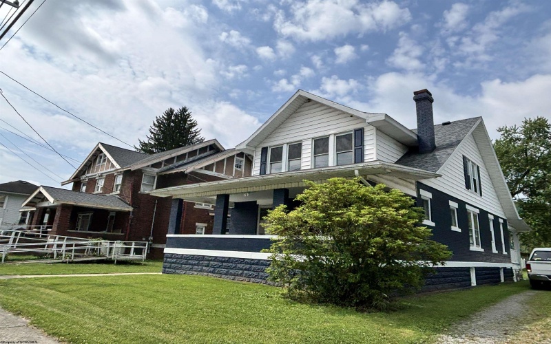 241 Walnut Street, Philippi, West Virginia 26416, 4 Bedrooms Bedrooms, 7 Rooms Rooms,2 BathroomsBathrooms,Single Family Detached,For Sale,Walnut,10160244